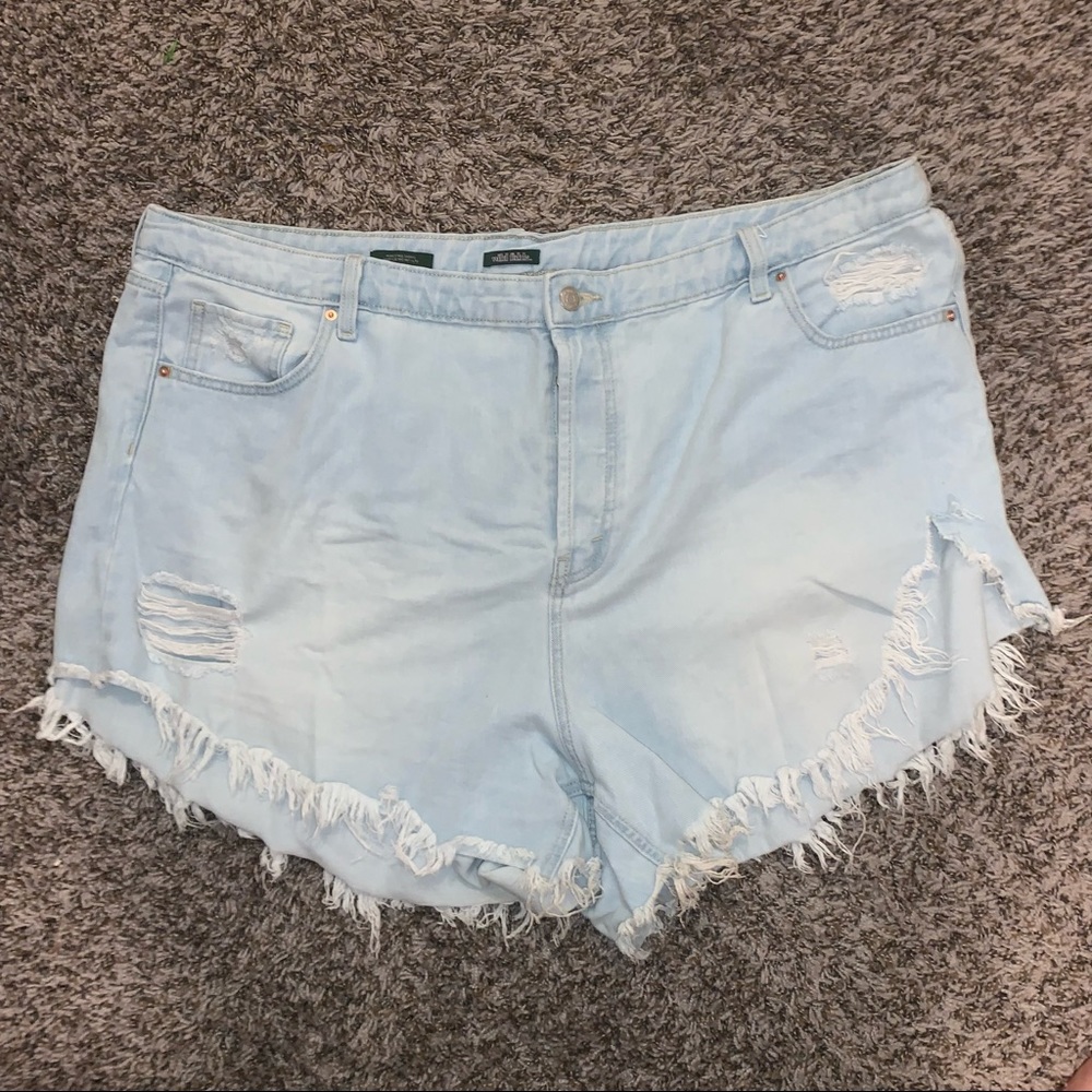 High-Rise Frayed Hem Jean Short